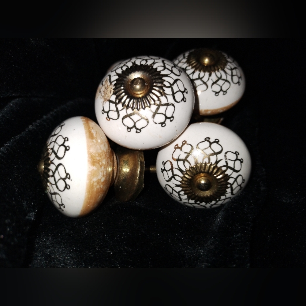 Taja gold white ceramic knobs - Picture 9 of 12